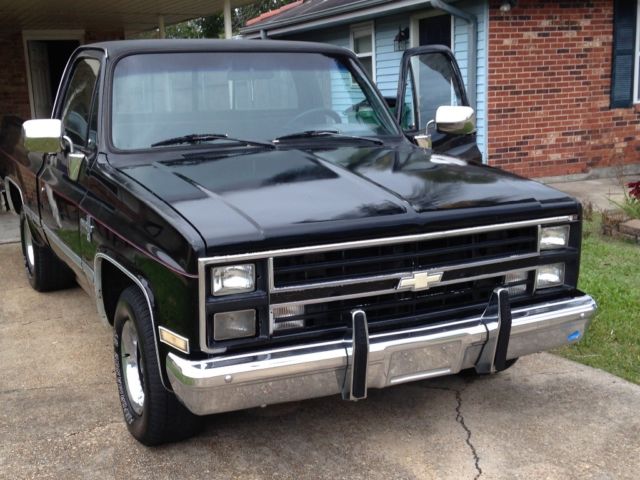 1987 Black Chevrolet C-10 Cab & Chassis