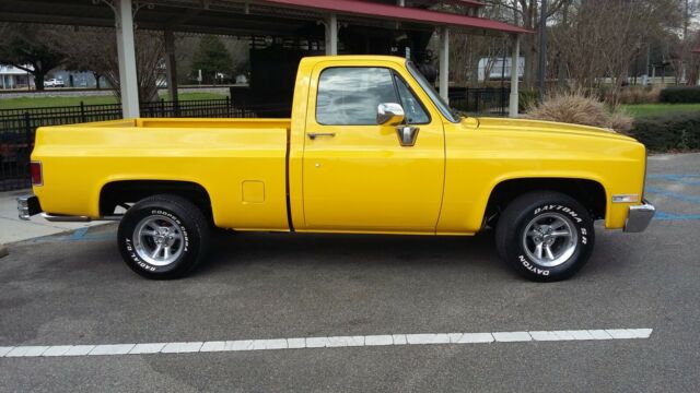 1987 Yellow Chevrolet C-10 Standard Cab Pickup