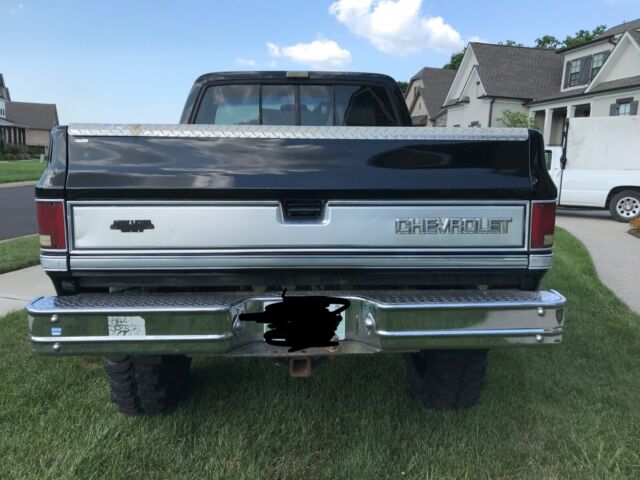 1987 Black Chevrolet Silverado 1500 Standard Cab Pickup