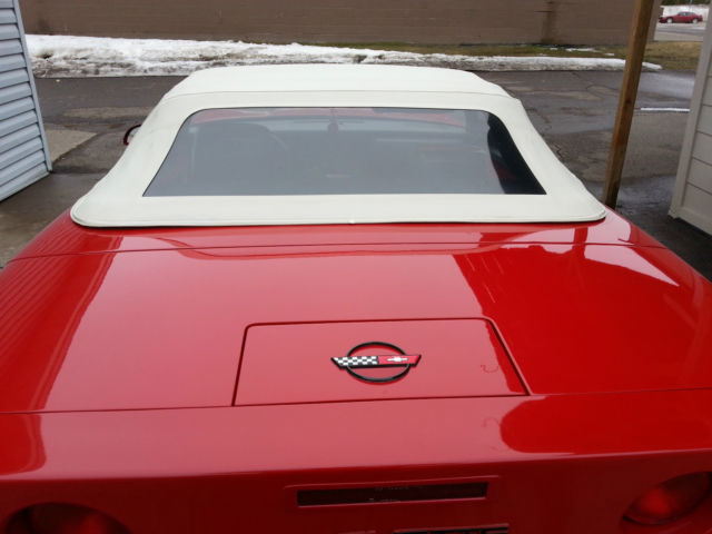 1987 Red Chevrolet Corvette Convertible