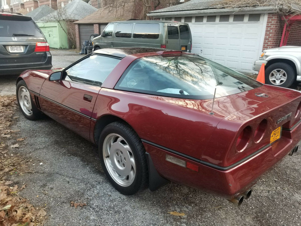 1987 Burgundy Chevrolet Corvette Hatchback