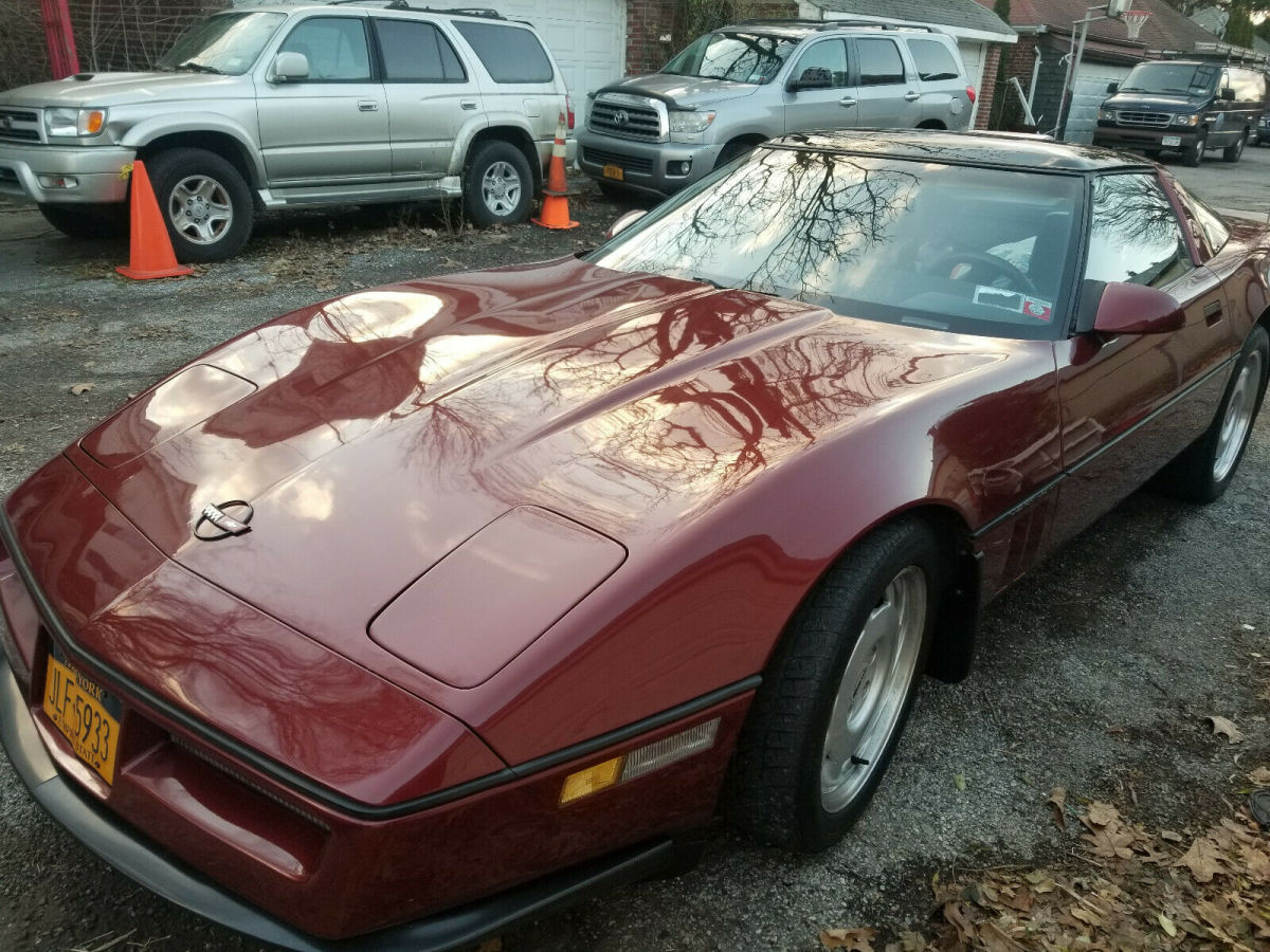 1987 Burgundy Chevrolet Corvette Hatchback