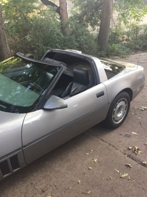 1987 Gray Chevrolet Corvette Coupe