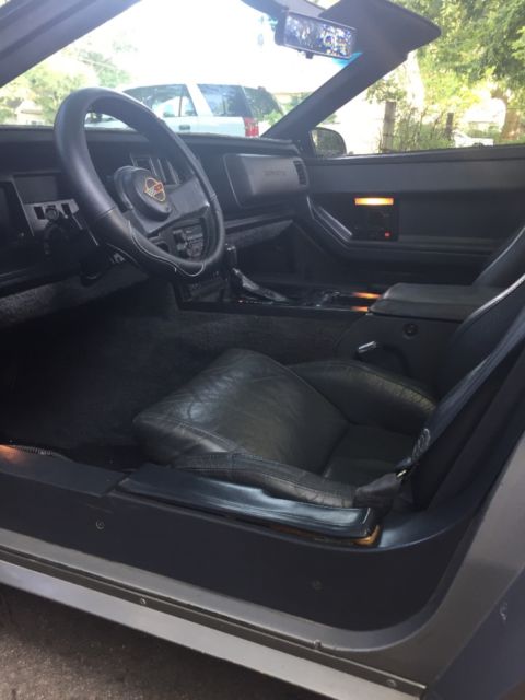 1987 Gray Chevrolet Corvette Coupe