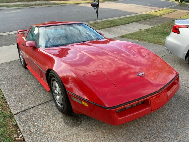 1987 Red Chevrolet Corvette