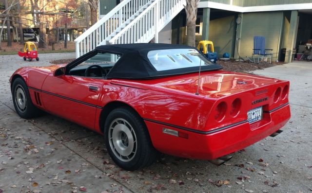 1987 Red Chevrolet Corvette