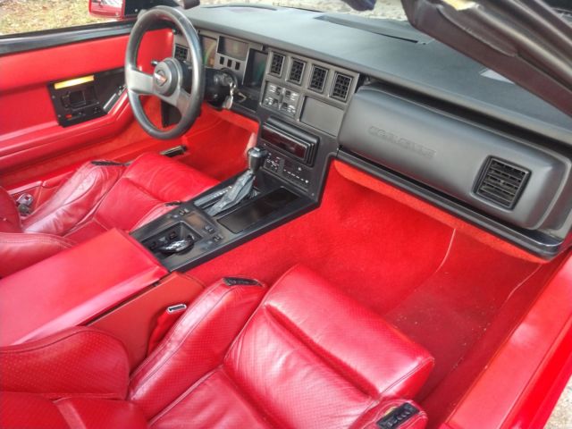 1987 Red Chevrolet Corvette