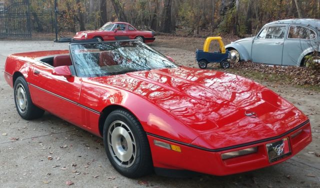 1987 Red Chevrolet Corvette