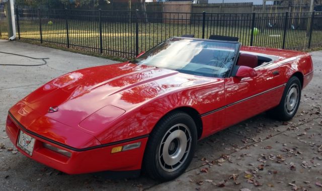 1987 Red Chevrolet Corvette