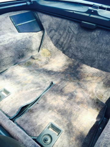 1987 Silver Chevrolet Corvette