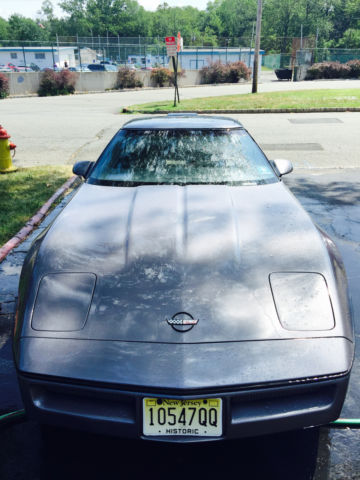 1987 Silver Chevrolet Corvette