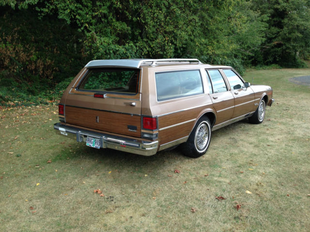 1988 Oldsmobile Custom Cruiser Wagon