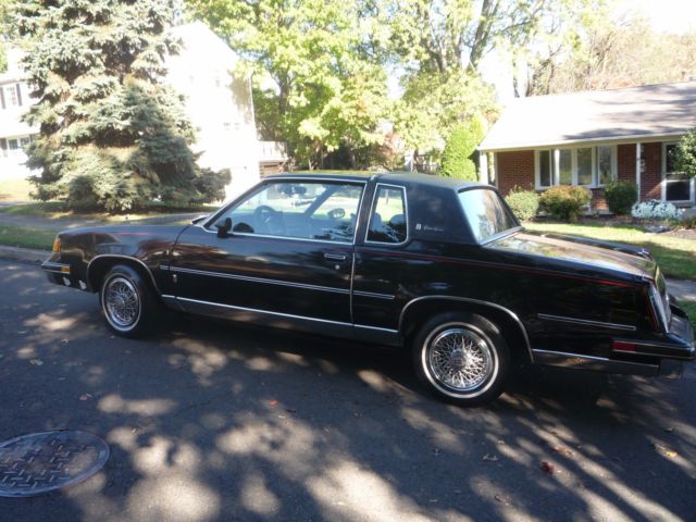 1987 Black Oldsmobile Cutlass Coupe