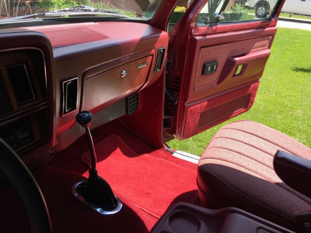 1987 Maroon Dodge Ramcharger SUV