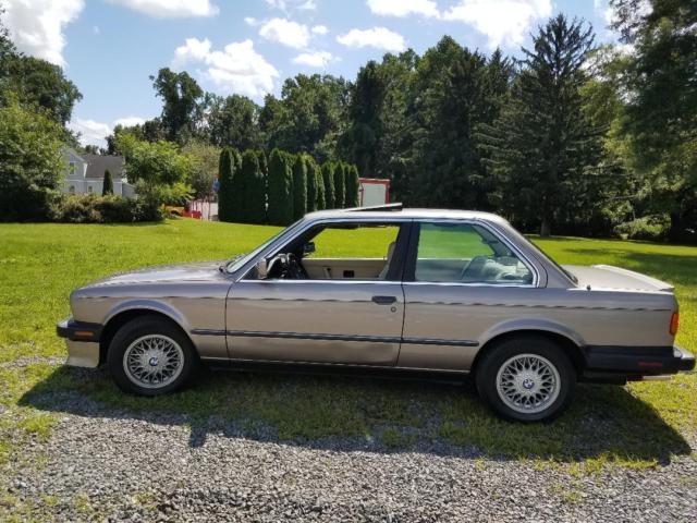 1987 Tan BMW 3-Series Coupe