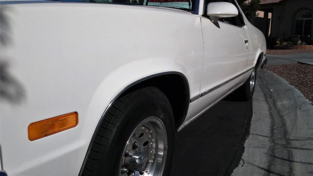 1987 White Chevrolet El Camino Coupe