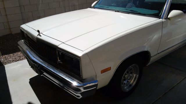 1987 White Chevrolet El Camino Coupe