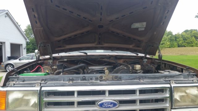 1987 Brown Ford F-250 Extended Cab Pickup