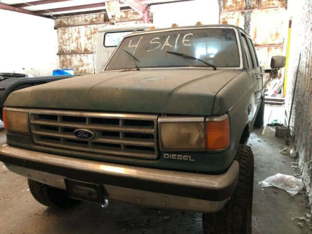 1987 Green Ford F-350 Crew Cab Pickup
