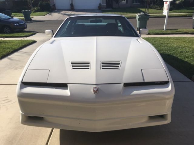 1987 White Pontiac Trans Am Coupe