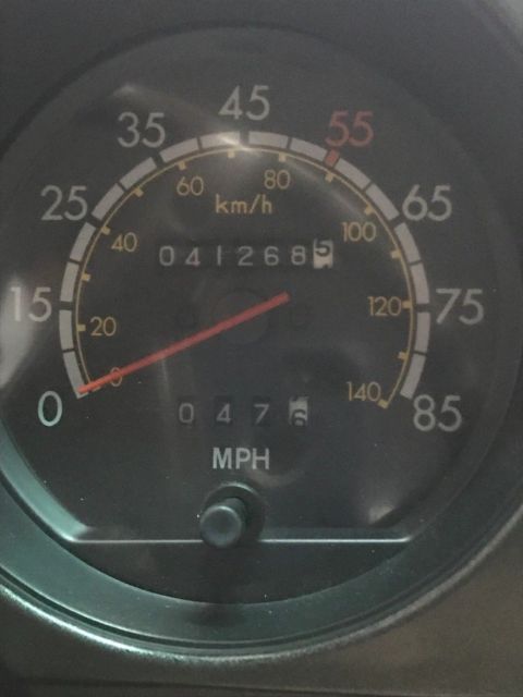 1987 White Toyota Land Cruiser