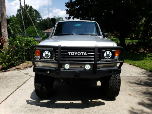 1987 Silver Toyota Land Cruiser SUV