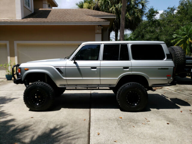 1987 Silver Toyota Land Cruiser SUV