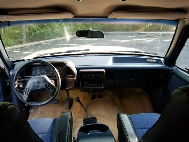 1987 Blue Ford Bronco SUV