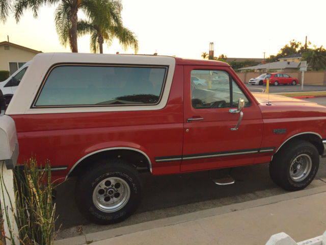 1987 Red Ford Bronco SUV