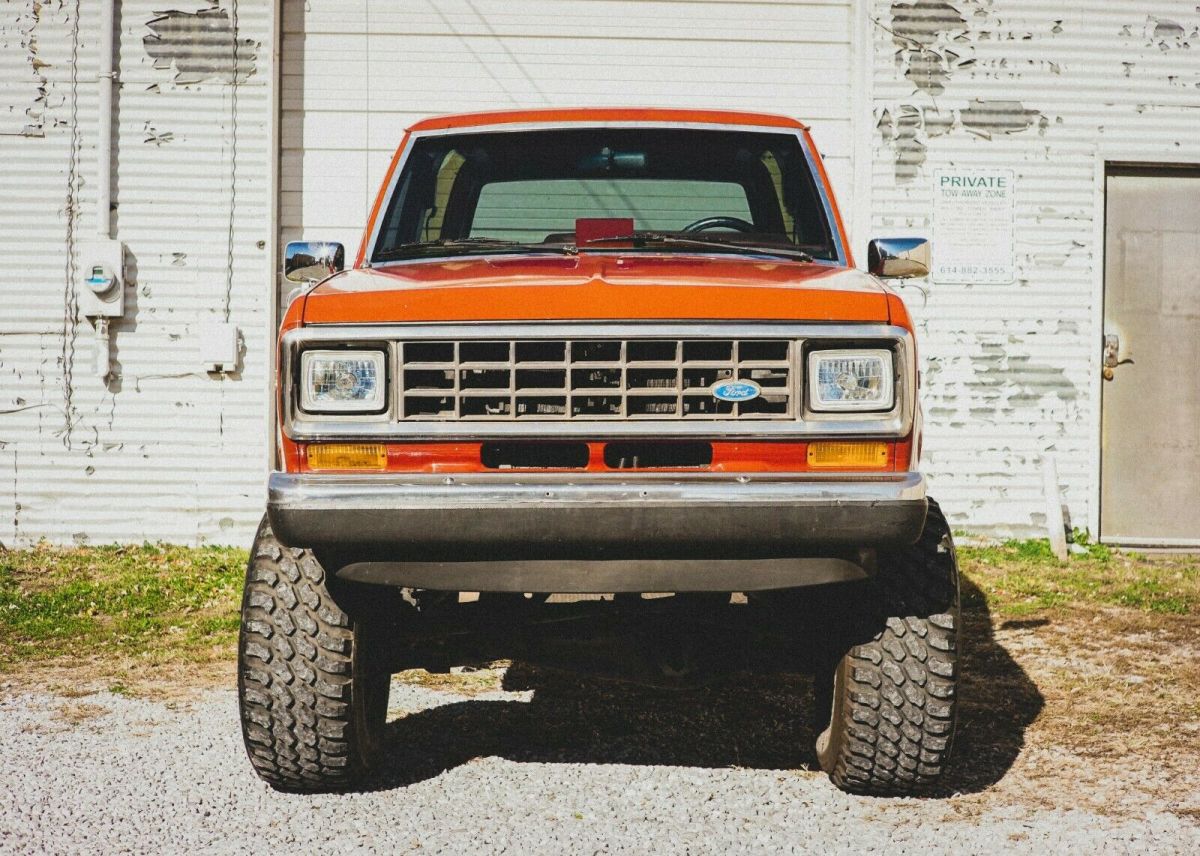 1987 Red Ford Bronco II