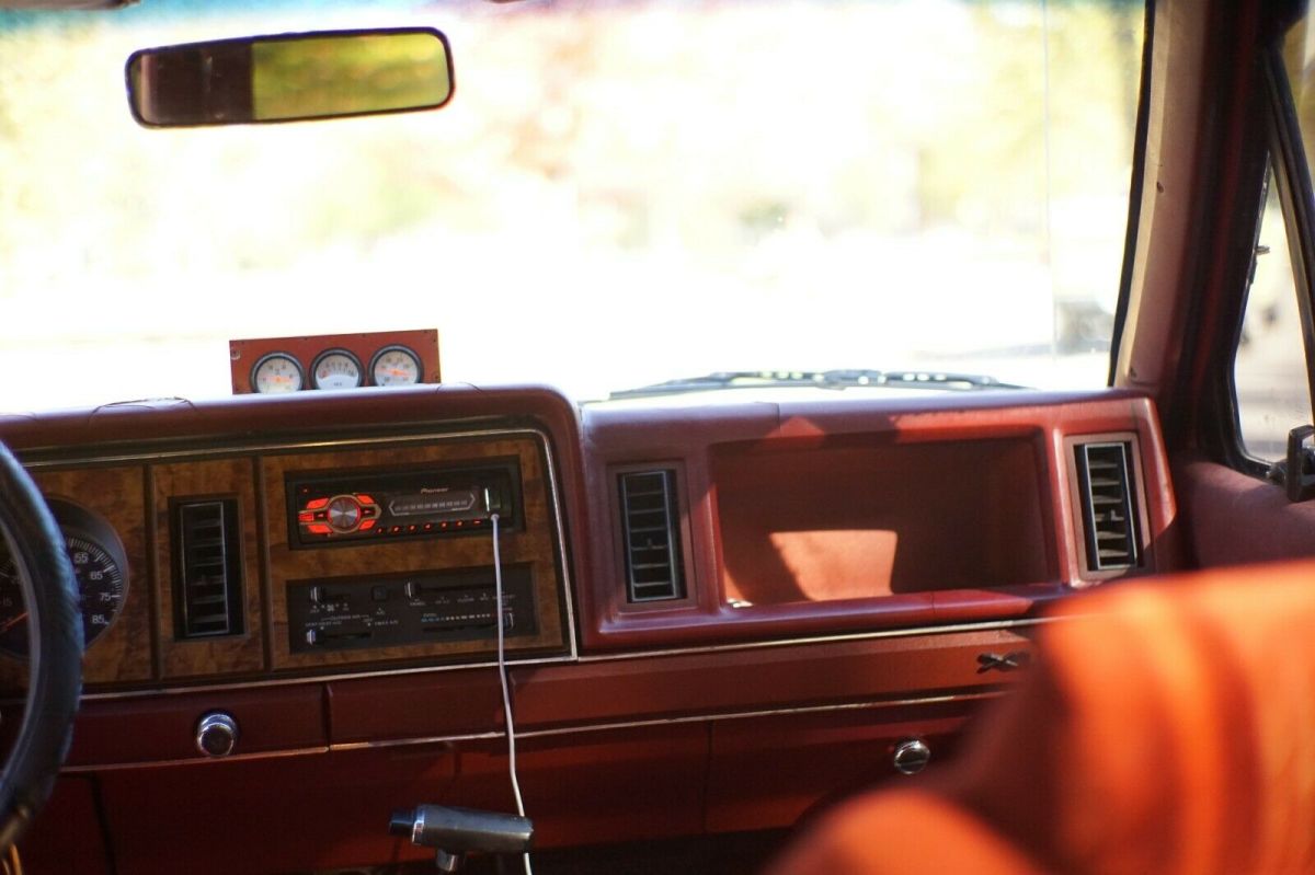 1987 Red Ford Bronco II