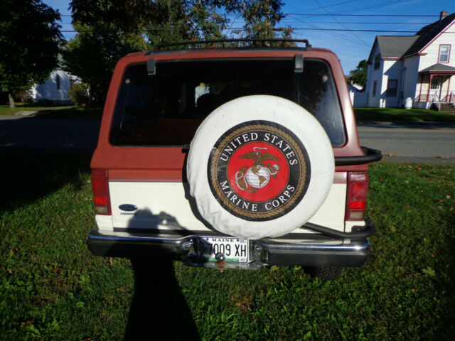 1987 Cream/Red Ford Bronco II SUV
