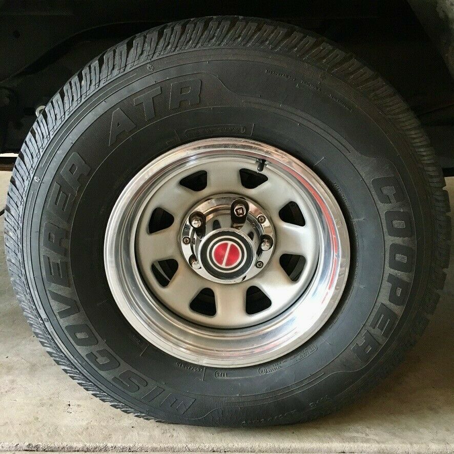 1987 Two-tone Ford Bronco SUV