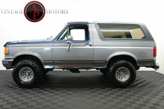 1987 Silver Ford Bronco --