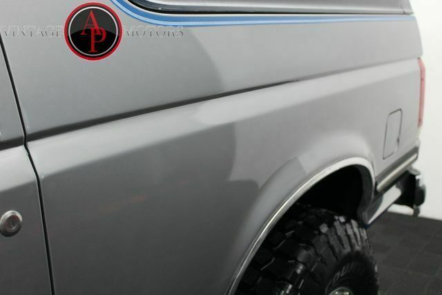 1987 Silver Ford Bronco --