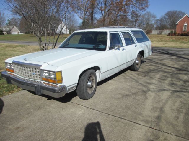 1987 Ford Country Squire Wagon