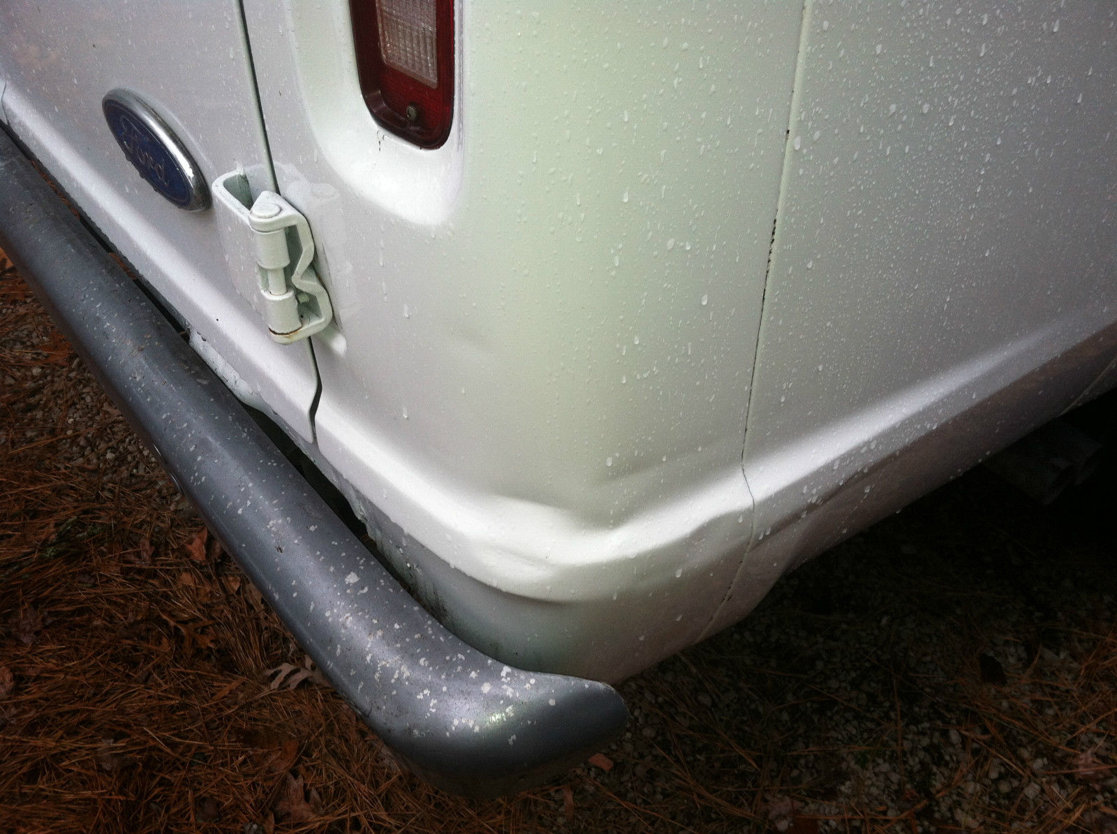 1987 White Ford E-Series Van extended van