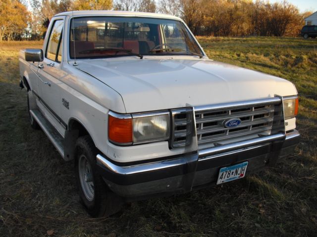 1987 White Ford F-150
