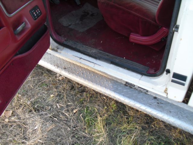 1987 White Ford F-150