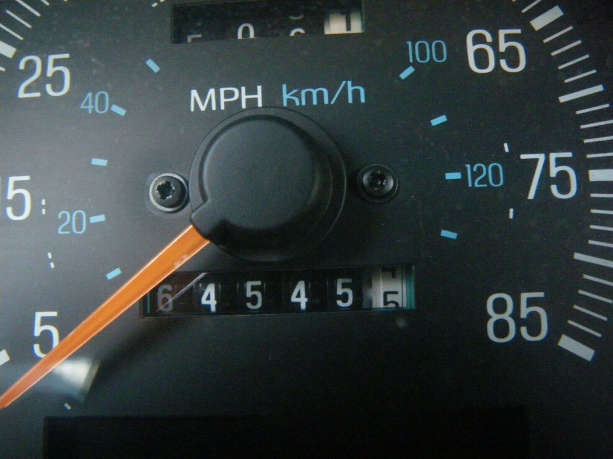 1987 Blue Ford F-150 Standard Cab Pickup