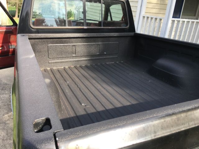 1987 Black Ford F-150 Standard Cab Pickup