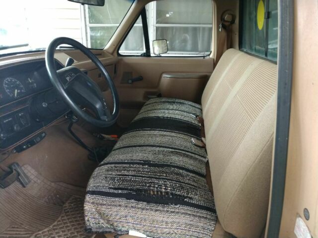 1987 Tan Ford F-250 Crew Cab Pickup