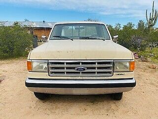 1987 Tan Ford F-250 Extended Cab Pickup