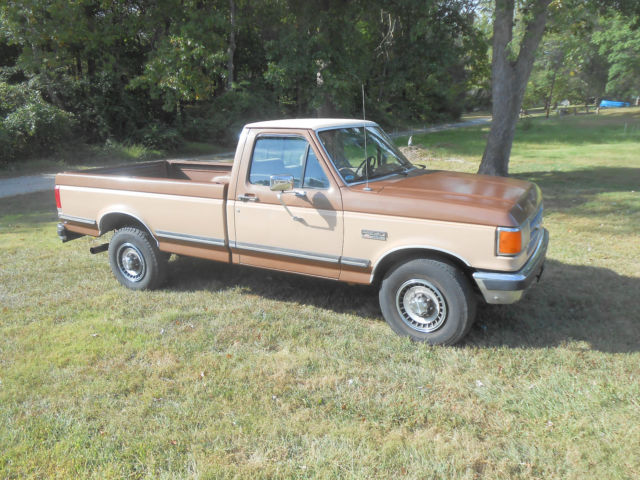 1987 Brown/Beige Ford F-250 Standard Cab Pickup