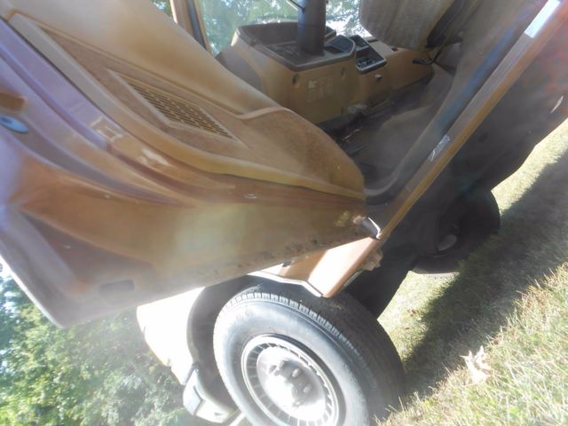 1987 Brown/Beige Ford F-250 Standard Cab Pickup