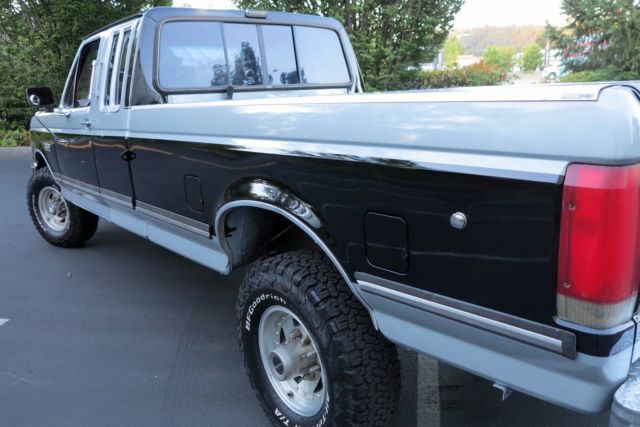 1987 Silver/Black Ford F-250 Extended Cab Pickup
