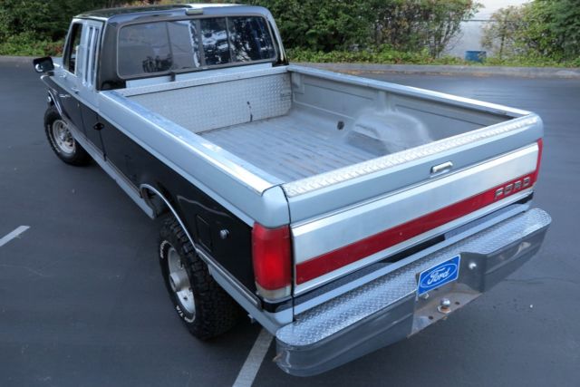1987 Silver/Black Ford F-250 Extended Cab Pickup