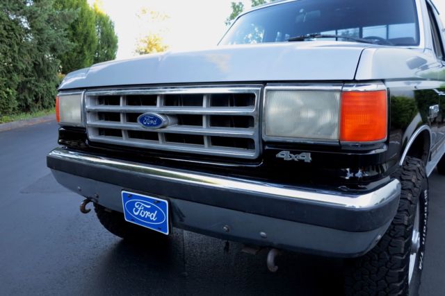 1987 Silver/Black Ford F-250 Extended Cab Pickup