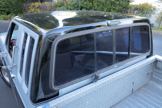 1987 Silver/Black Ford F-250 Extended Cab Pickup
