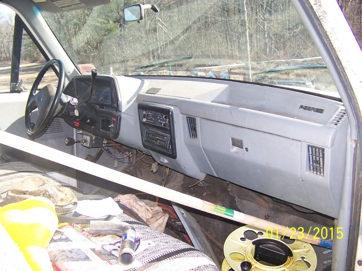 1987 White Ford F-350 Single cab with Dump